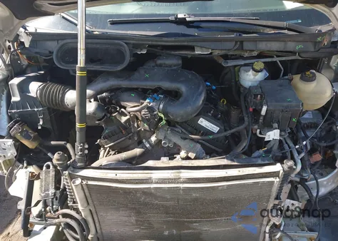 2017 Ford Transit-250 z USA, uszkodzony, nr VIN 1FTYR1ZM0HKB52462